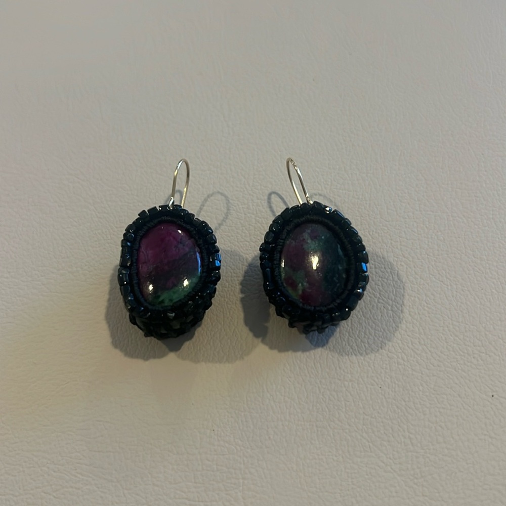 NWOT Jacki Holland Studio Earrings Ruby in Zoisite
